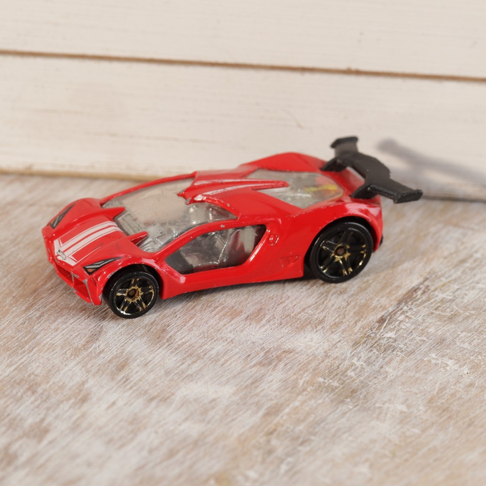 Hot Wheels Impavido 1 Red Racing Stripes & Second Story #4 Diecast Car